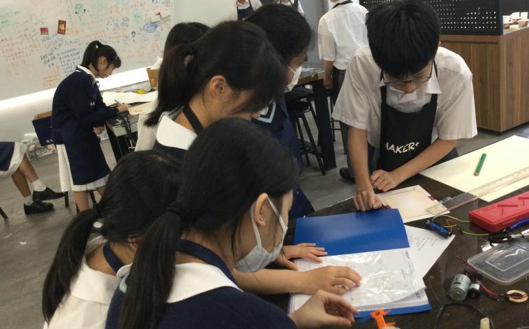 我們商議作品的情況